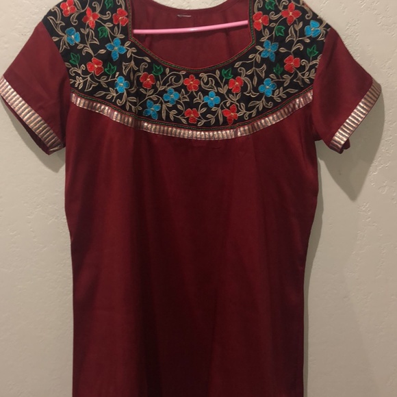 Tunic - Picture 2 of 8